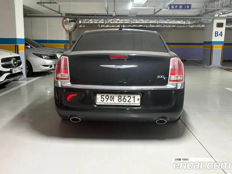 Chrysler 300C 2012 3.6 автомат (гидро), фото 4 Chrysler 300C 2012 3.6 автомат (гидро), фото 4
