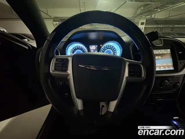 Chrysler 300C 2012 3.6 автомат (гидро), миниатюра 6 Chrysler 300C 2012 3.6 автомат (гидро), миниатюра 6