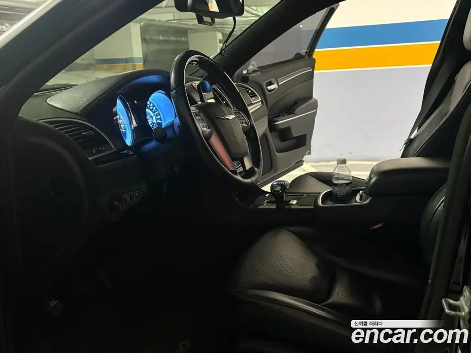 Chrysler 300C 2012 3.6 автомат (гидро), фото 9 Chrysler 300C 2012 3.6 автомат (гидро), фото 9