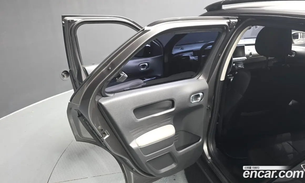 Citroen C4 Cactus 2018 1.6 автомат (гидро), фото 15 Citroen C4 Cactus 2018 1.6 автомат (гидро), фото 15