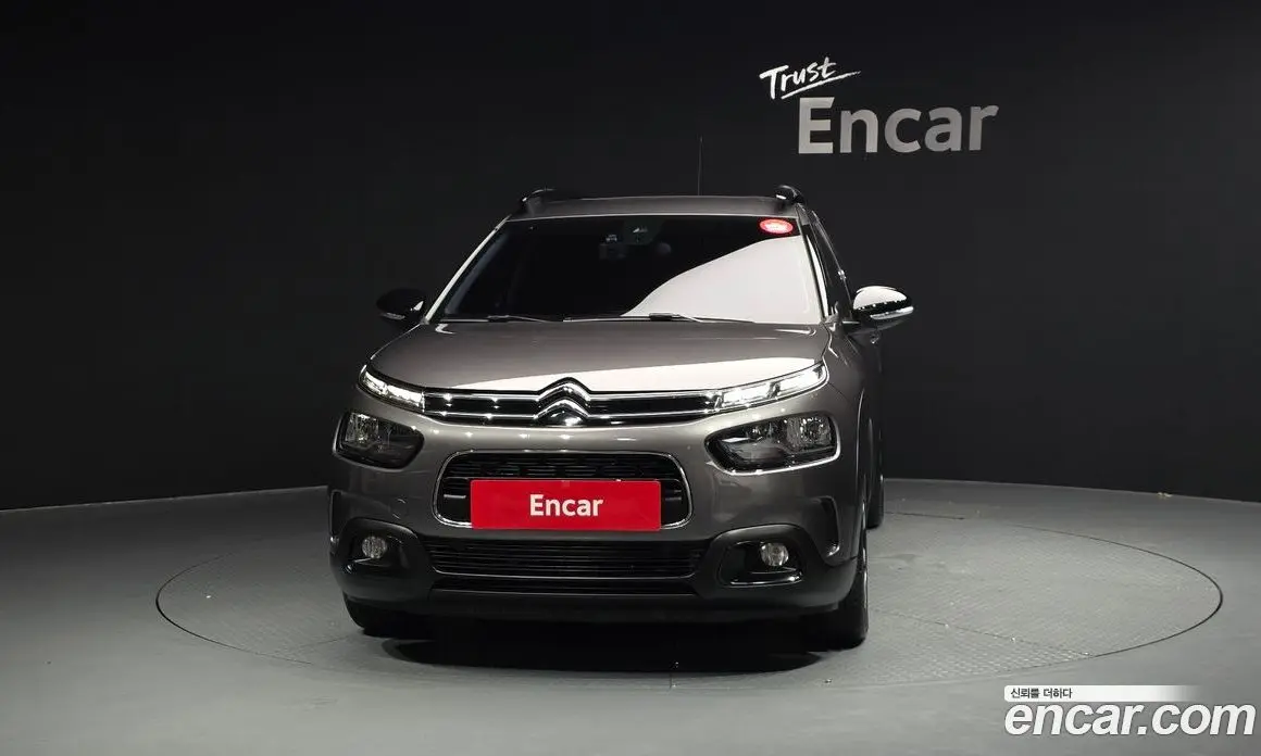 Citroen C4 Cactus 2018 1.6 автомат (гидро), фото 3 Citroen C4 Cactus 2018 1.6 автомат (гидро), фото 3