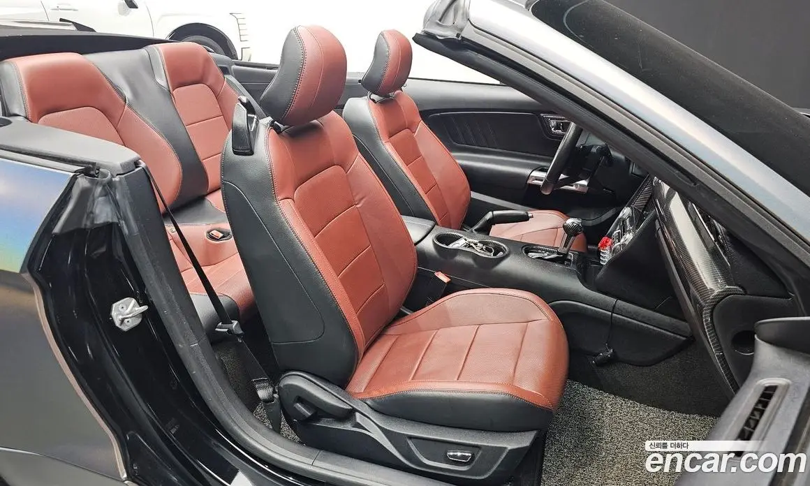 Ford Mustang 2017 5.0 автомат (гидро), фото 16