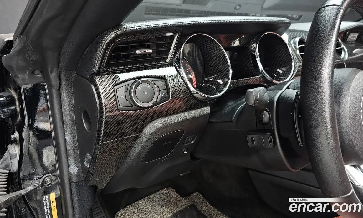 Ford Mustang 2017 5.0 автомат (гидро), фото 18