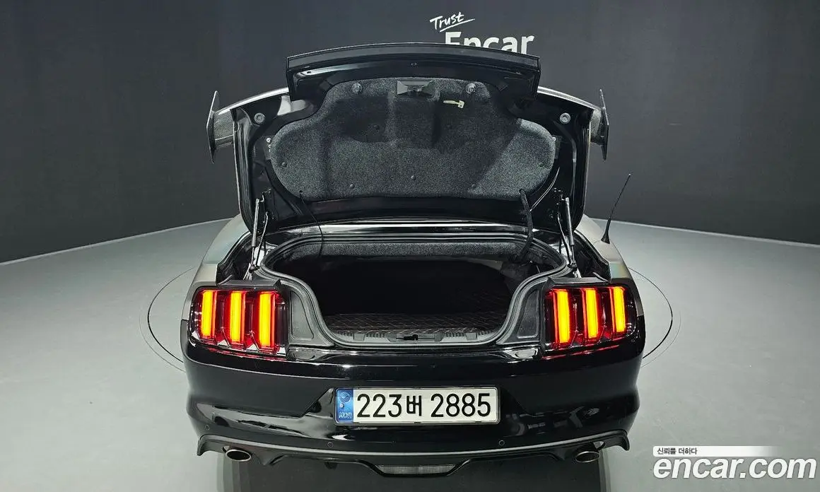 Ford Mustang 2017 5.0 автомат (гидро), фото 26