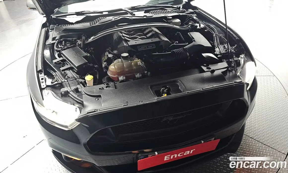 Ford Mustang 2017 5.0 автомат (гидро), фото 6