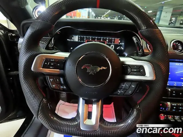 Ford Mustang 2019 5.0 автомат (гидро), миниатюра 12
