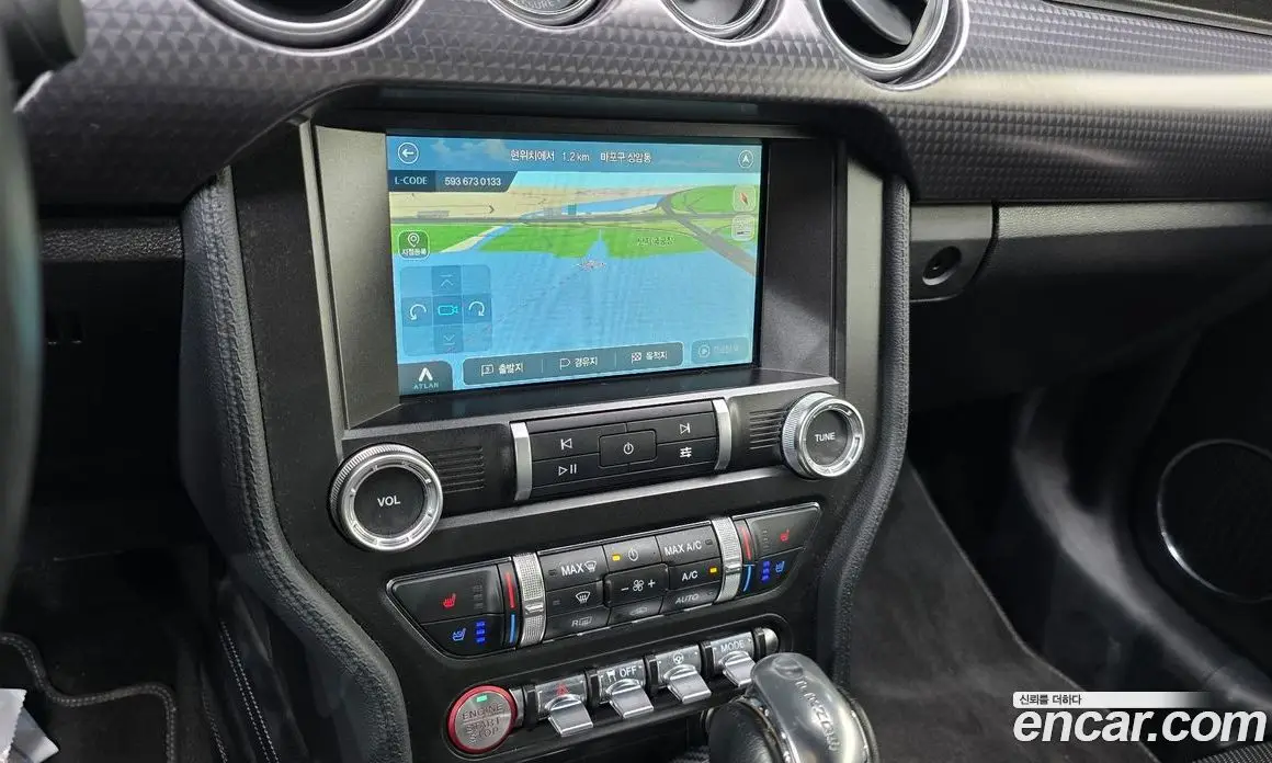 Ford Mustang 2019 5.0 автомат (гидро), фото 20 Ford Mustang 2019 5.0 автомат (гидро), фото 20