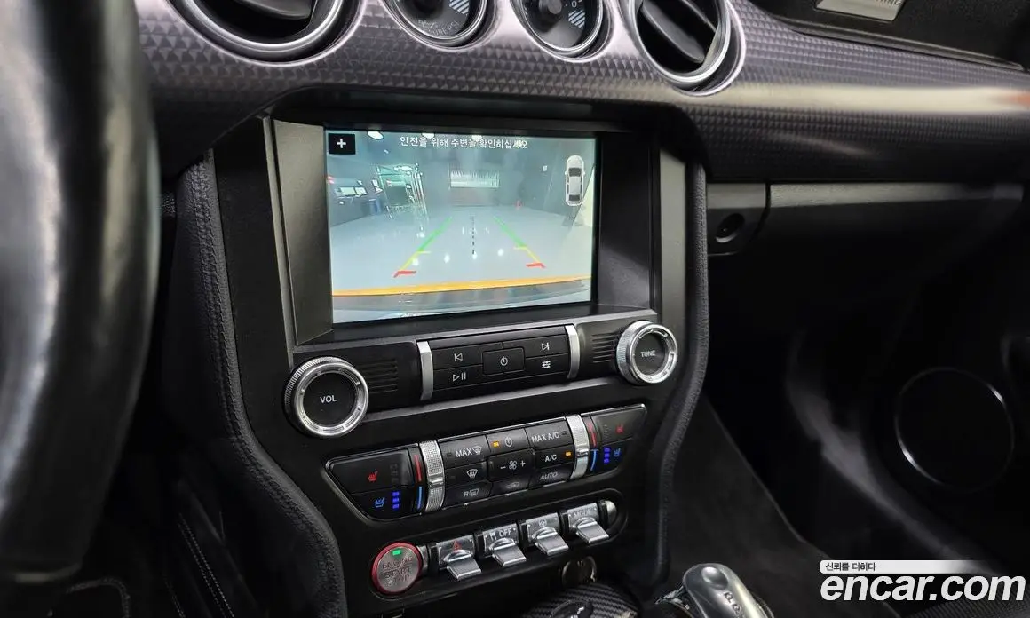 Ford Mustang 2019 5.0 автомат (гидро), фото 22 Ford Mustang 2019 5.0 автомат (гидро), фото 22