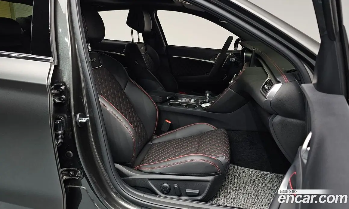 Genesis G70 2024 3.3 автомат (гидро), фото 17 Genesis G70 2024 3.3 автомат (гидро), фото 17