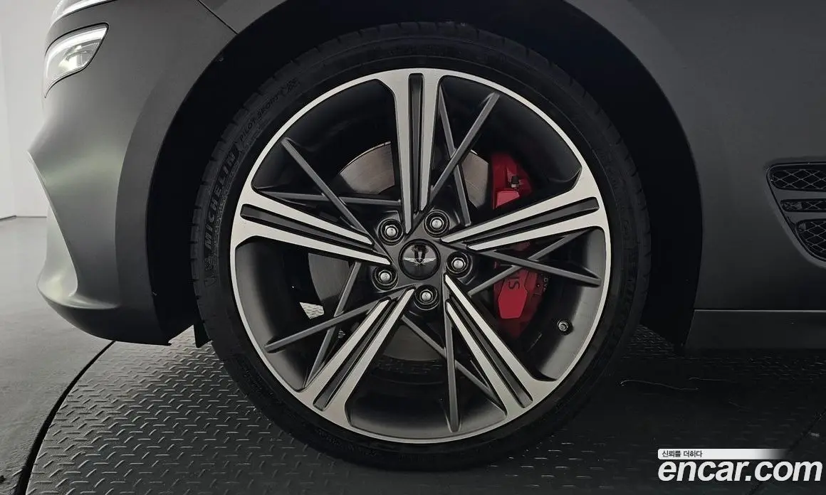 Genesis G70 2024 3.3 автомат (гидро), фото 4 Genesis G70 2024 3.3 автомат (гидро), фото 4