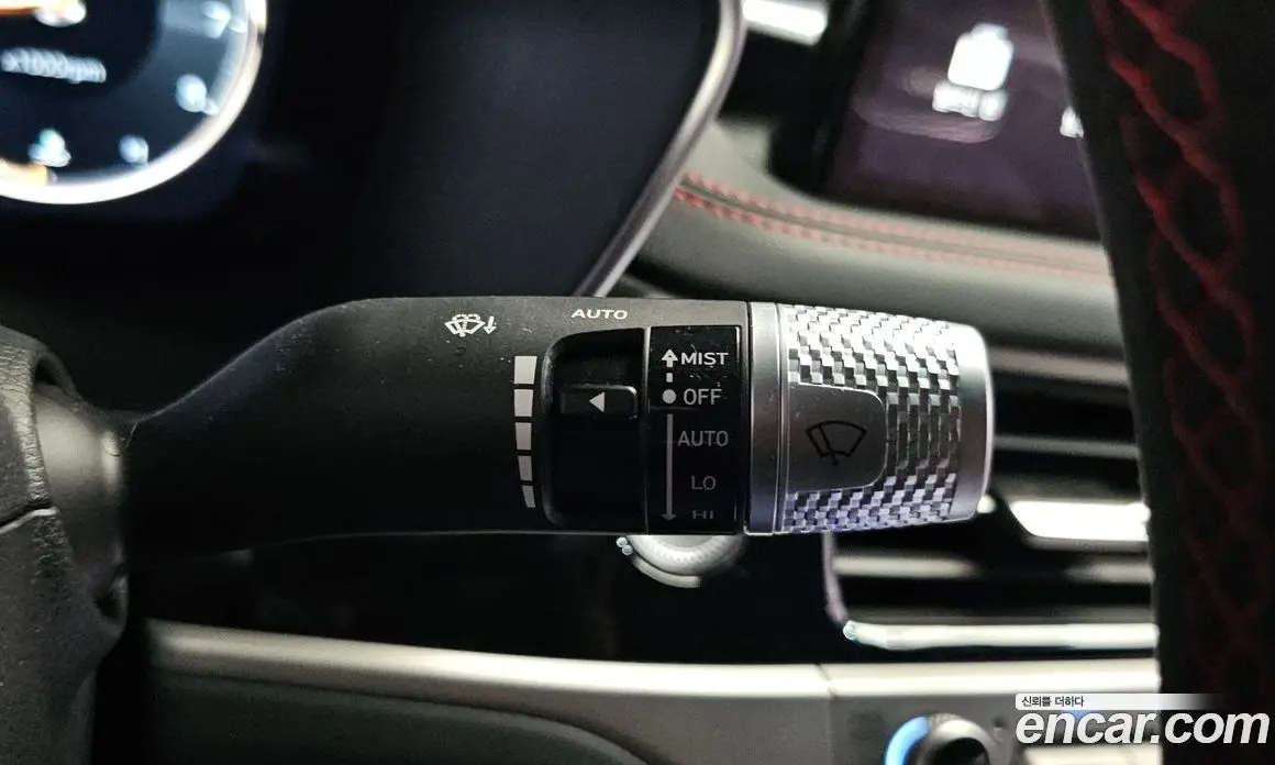Genesis G70 2024 3.3 автомат (гидро), фото 33 Genesis G70 2024 3.3 автомат (гидро), фото 33