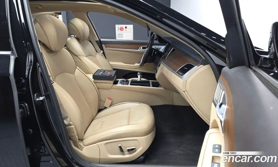 Genesis G80 2016 3.3 автомат (гидро), фото 11 Genesis G80 2016 3.3 автомат (гидро), фото 11