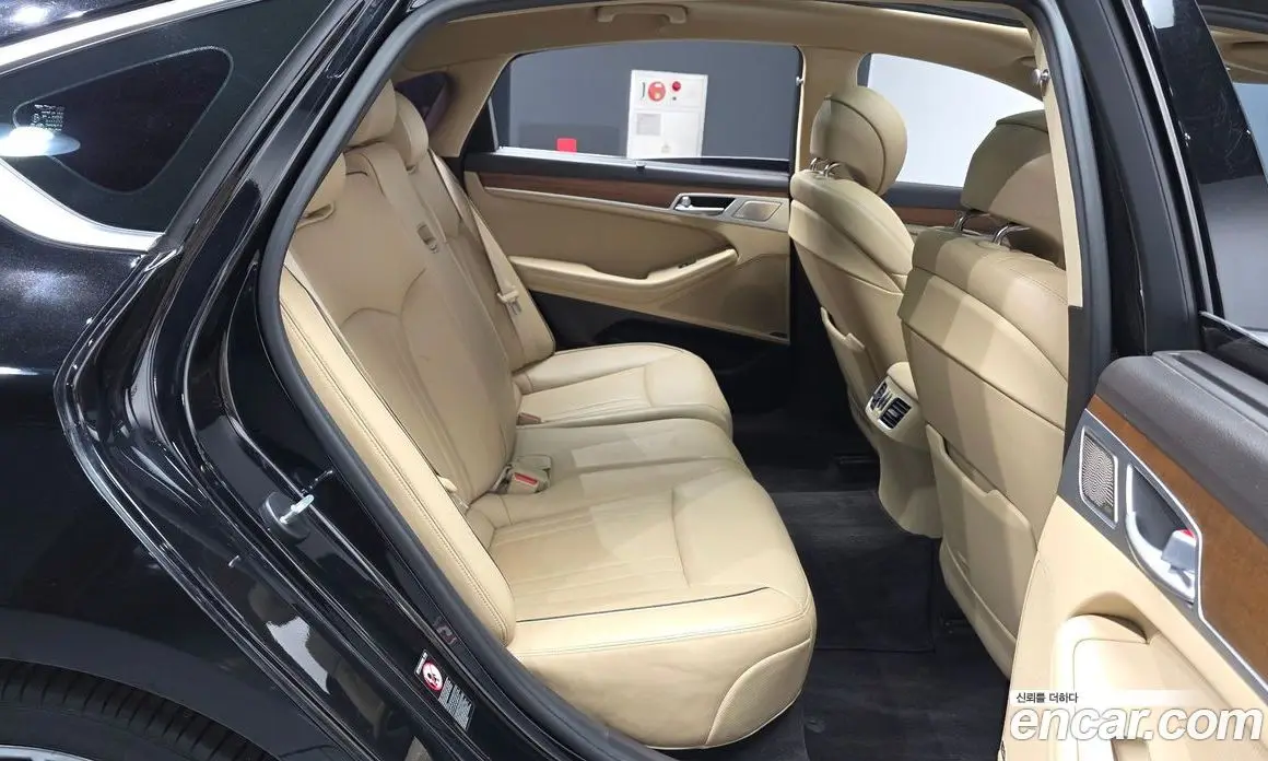 Genesis G80 2016 3.3 автомат (гидро), фото 12 Genesis G80 2016 3.3 автомат (гидро), фото 12