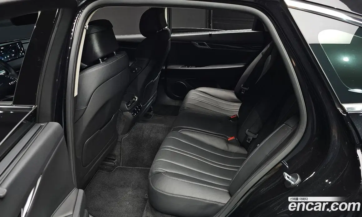 Genesis G80 2023 2.5 автомат (гидро), фото 17 Genesis G80 2023 2.5 автомат (гидро), фото 17