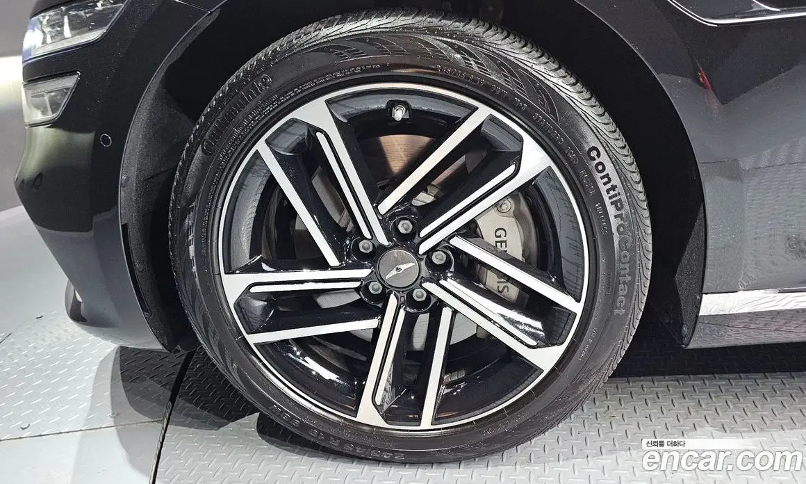 Genesis G80 2023 2.5 автомат (гидро), фото 5 Genesis G80 2023 2.5 автомат (гидро), фото 5