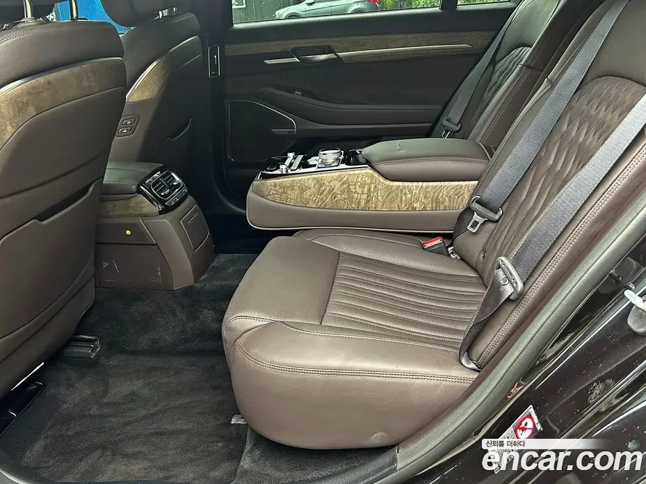 Genesis G90 2019 3.8 автомат (гидро), фото 10 Genesis G90 2019 3.8 автомат (гидро), фото 10