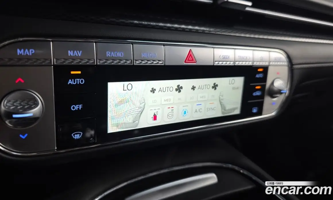 Genesis G90 2022 3.5 автомат (гидро), фото 16 Genesis G90 2022 3.5 автомат (гидро), фото 16
