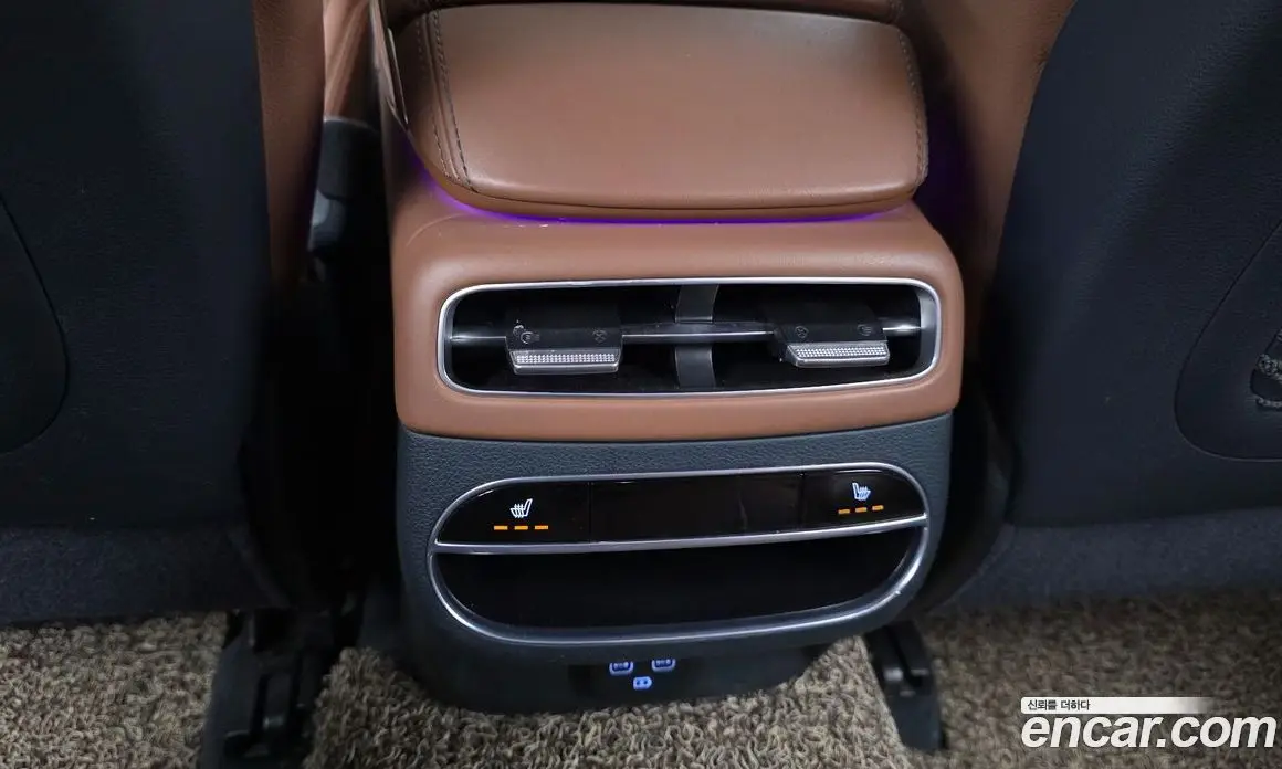Genesis GV70 2021 2.5 автомат (гидро), фото 24 Genesis GV70 2021 2.5 автомат (гидро), фото 24