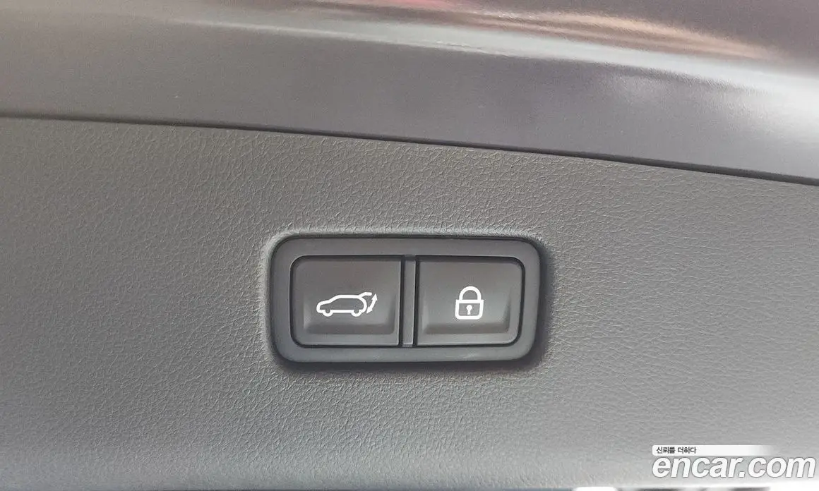 Genesis GV70 2021 2.5 автомат (гидро), фото 23 Genesis GV70 2021 2.5 автомат (гидро), фото 23
