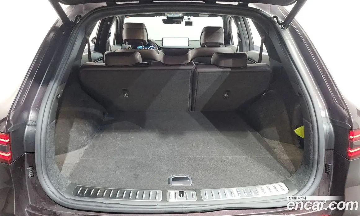 Genesis GV70 2021 2.5 автомат (гидро), фото 24 Genesis GV70 2021 2.5 автомат (гидро), фото 24