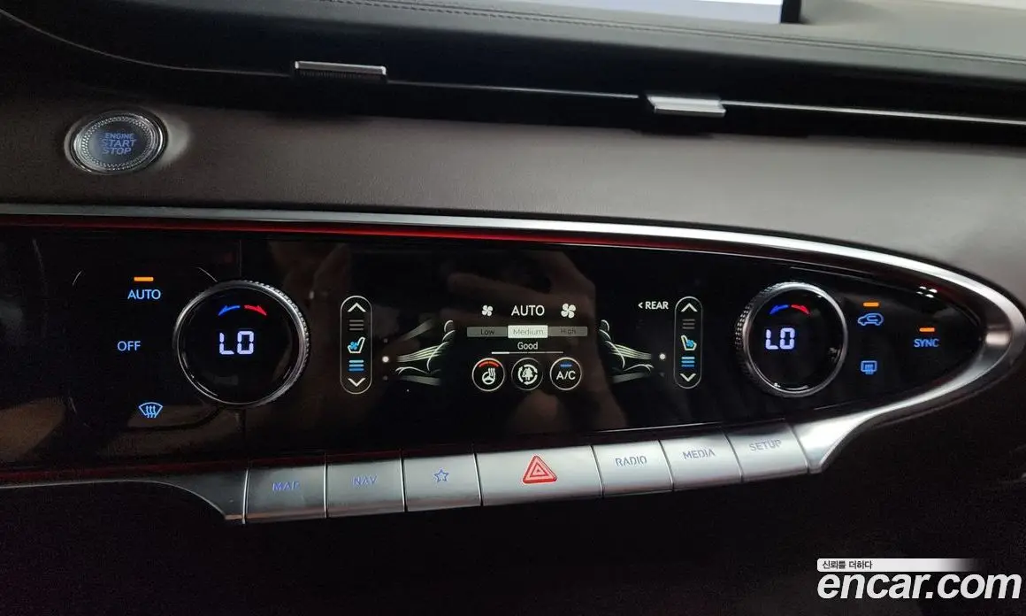 Genesis GV70 2021 2.5 автомат (гидро), фото 33 Genesis GV70 2021 2.5 автомат (гидро), фото 33