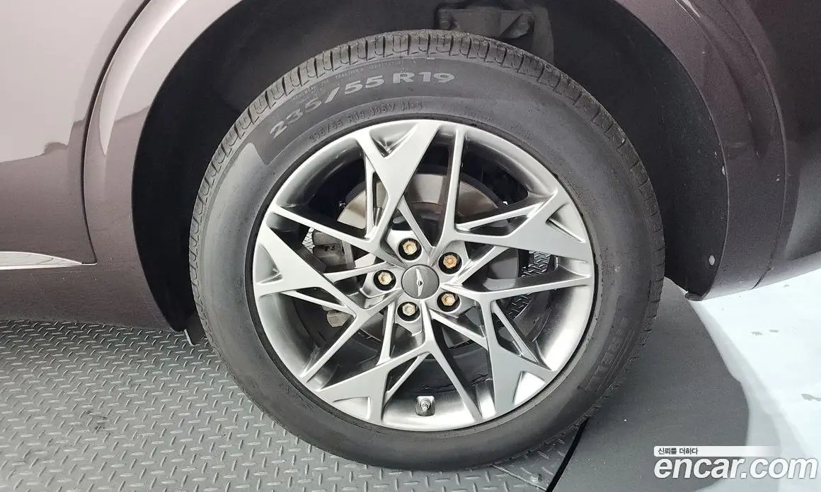 Genesis GV70 2021 2.5 автомат (гидро), фото 7 Genesis GV70 2021 2.5 автомат (гидро), фото 7