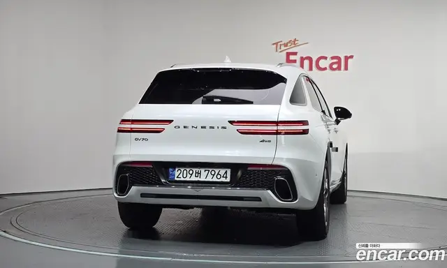 Genesis GV70 2023 2.5 автомат (гидро), миниатюра 4 Genesis GV70 2023 2.5 автомат (гидро), миниатюра 4