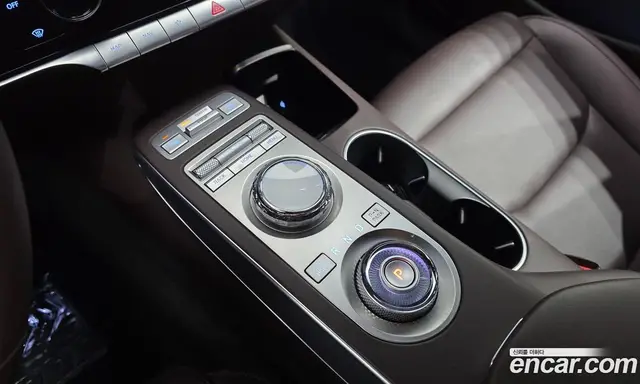 Genesis GV70 2023 2.5 автомат (гидро), миниатюра 12