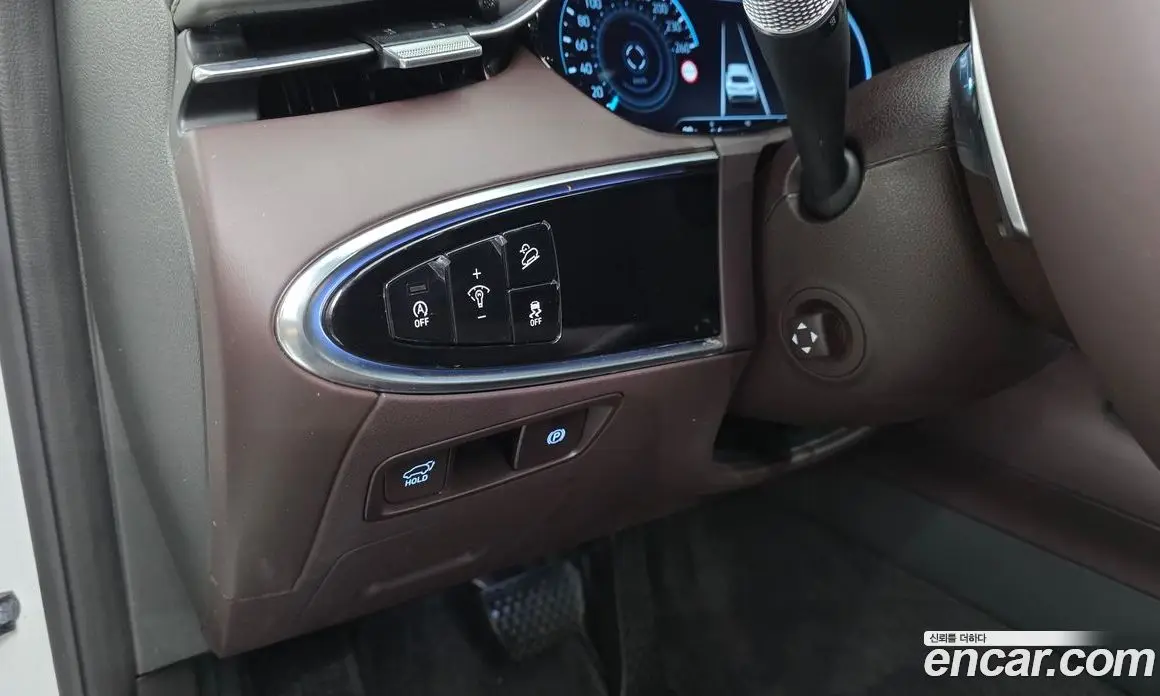 Genesis GV70 2023 2.5 автомат (гидро), фото 26 Genesis GV70 2023 2.5 автомат (гидро), фото 26