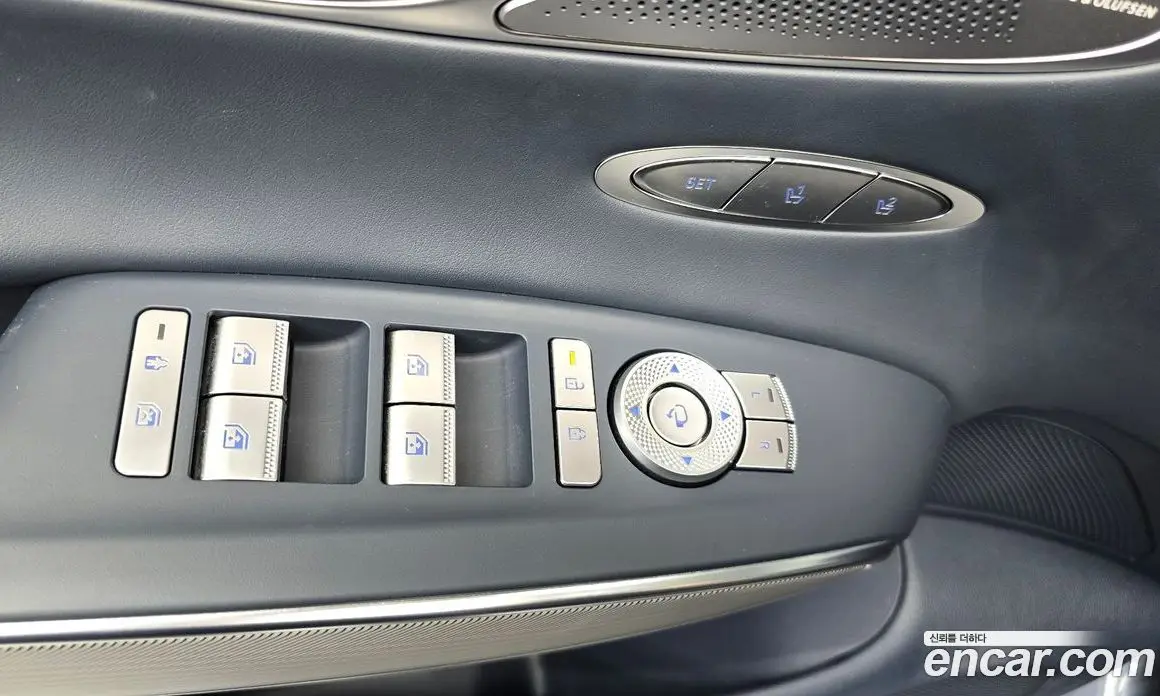 Genesis GV70 2024 2.5 автомат (гидро), фото 27 Genesis GV70 2024 2.5 автомат (гидро), фото 27