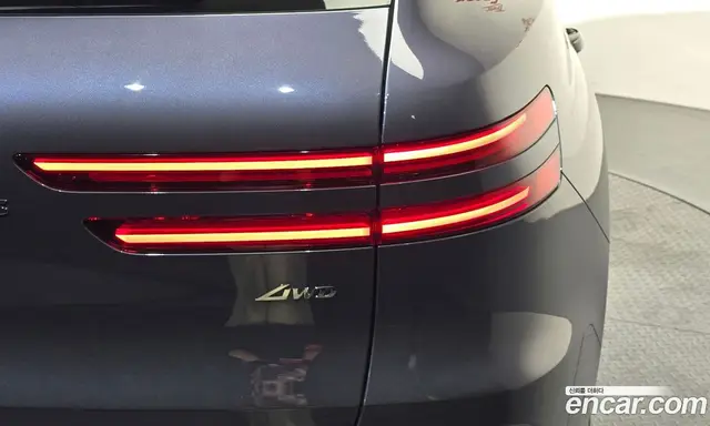 Genesis GV70 2024 2.5 автомат (гидро), миниатюра 9 Genesis GV70 2024 2.5 автомат (гидро), миниатюра 9