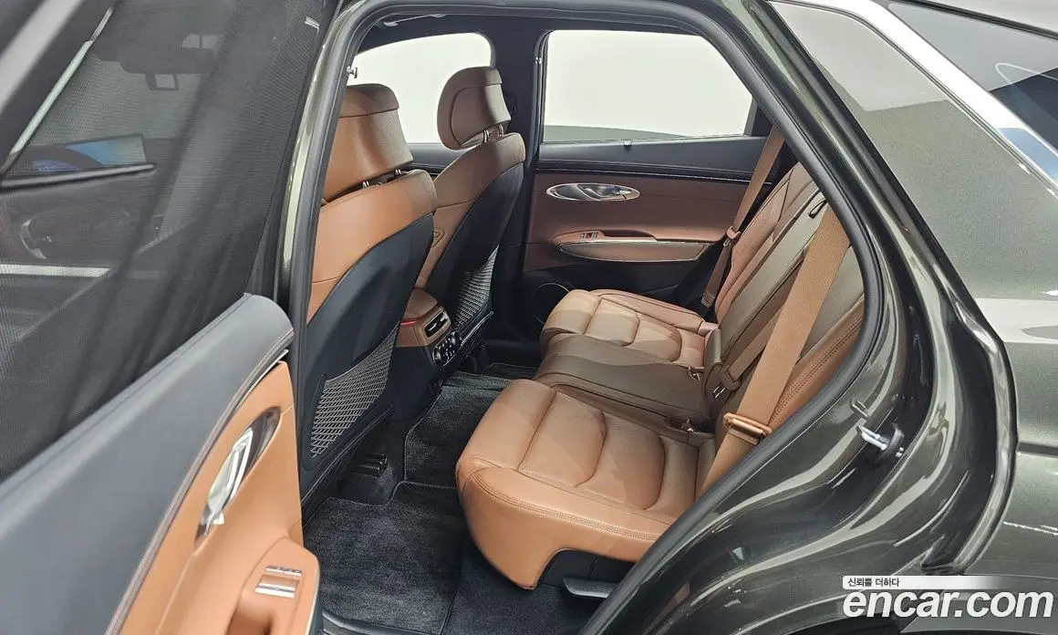 Genesis GV70 2024 2.5 автомат (гидро), фото 17 Genesis GV70 2024 2.5 автомат (гидро), фото 17