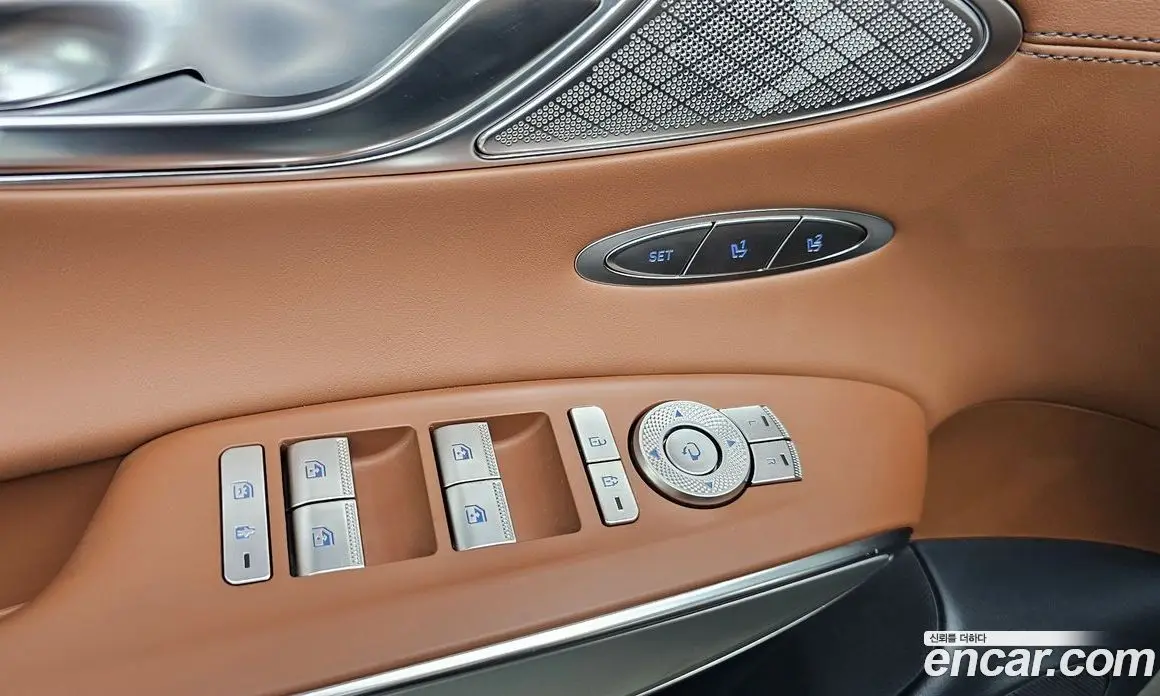 Genesis GV70 2024 2.5 автомат (гидро), фото 26 Genesis GV70 2024 2.5 автомат (гидро), фото 26