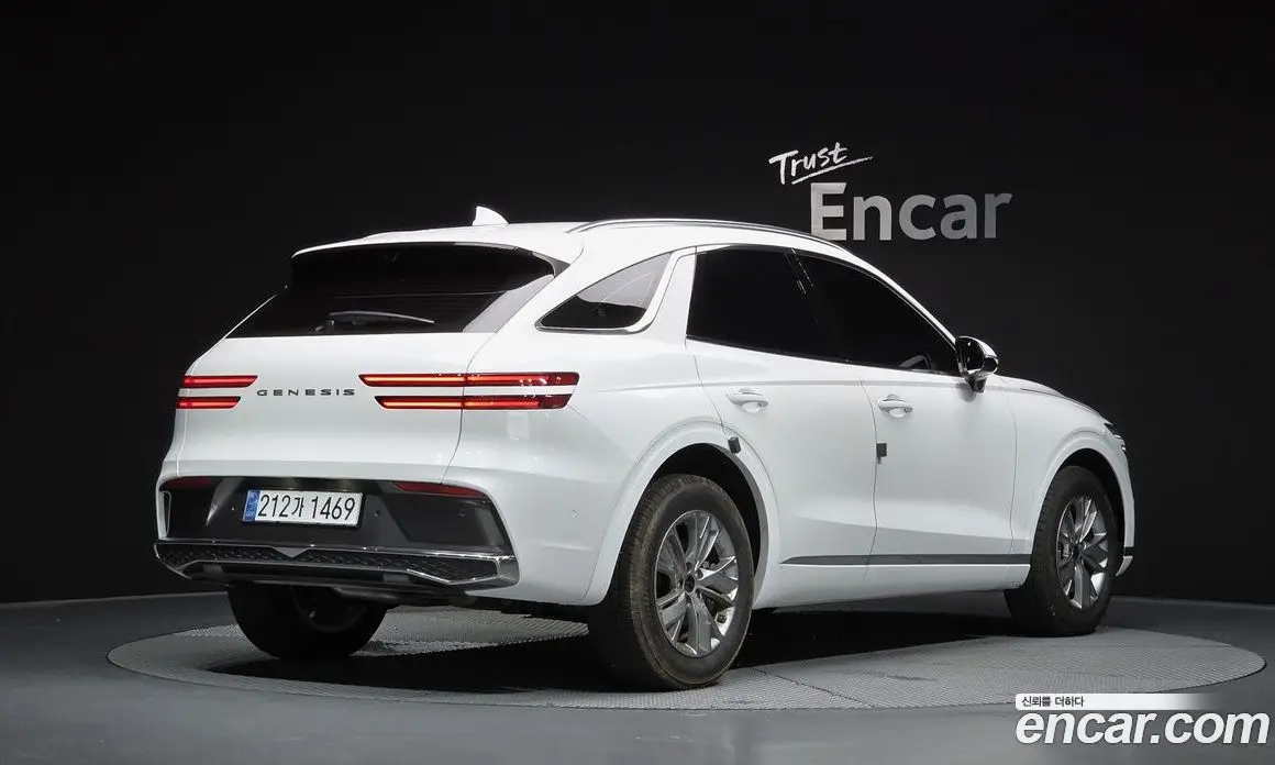 Genesis GV70 2025 2.5 автомат (гидро), фото 2 Genesis GV70 2025 2.5 автомат (гидро), фото 2