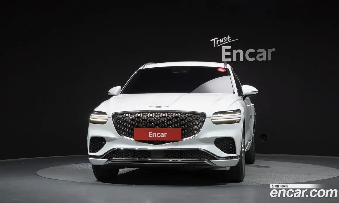 Genesis GV70 2025 2.5 автомат (гидро), фото 3 Genesis GV70 2025 2.5 автомат (гидро), фото 3