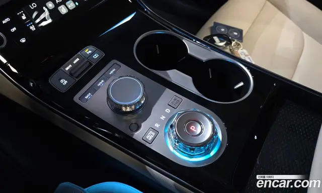 Genesis GV70 2025 2.5 автомат (гидро), миниатюра 9 Genesis GV70 2025 2.5 автомат (гидро), миниатюра 9
