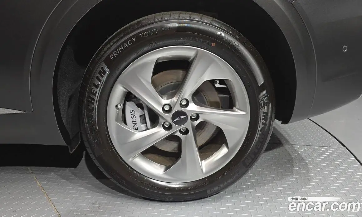 Genesis GV70 2026 2.5 автомат (гидро), фото 7 Genesis GV70 2026 2.5 автомат (гидро), фото 7