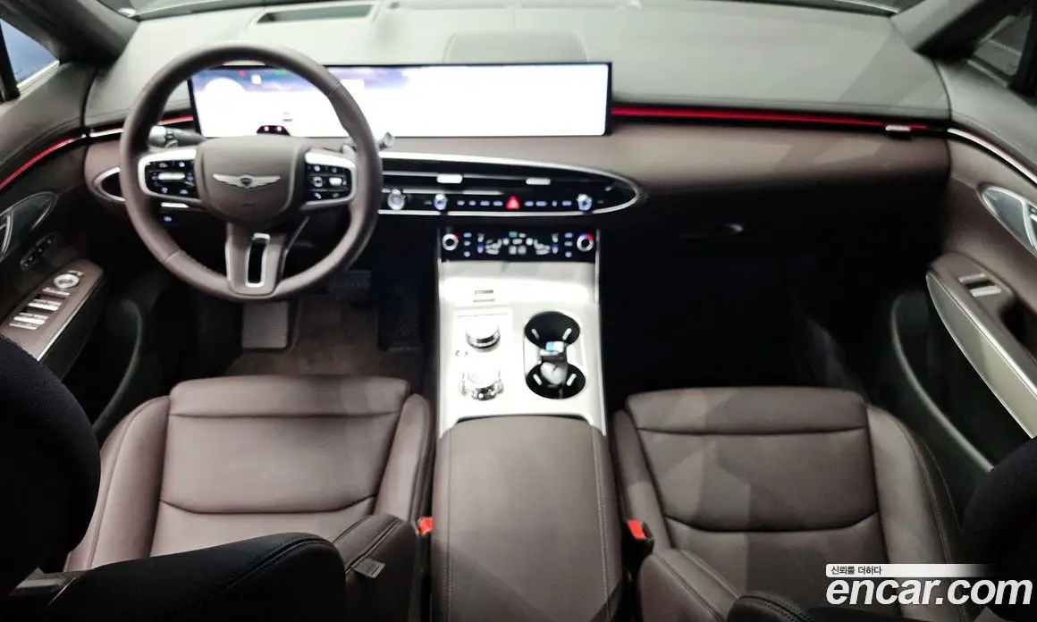 Genesis GV70 2026 2.5 автомат (гидро), фото 10 Genesis GV70 2026 2.5 автомат (гидро), фото 10