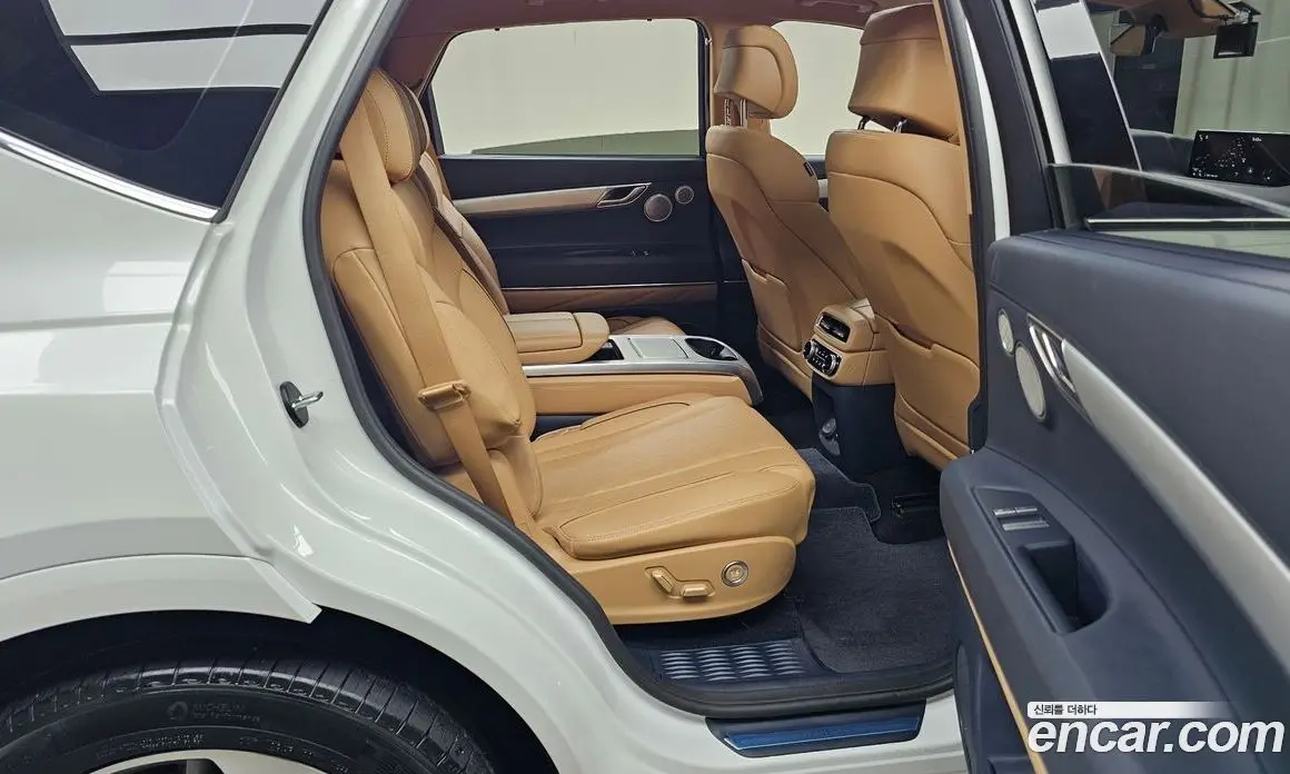 Genesis GV80 2023 2.5 автомат (гидро), фото 16 Genesis GV80 2023 2.5 автомат (гидро), фото 16