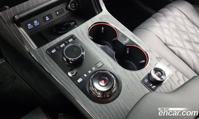 Genesis GV80 2025 2.5 автомат (гидро), миниатюра 12