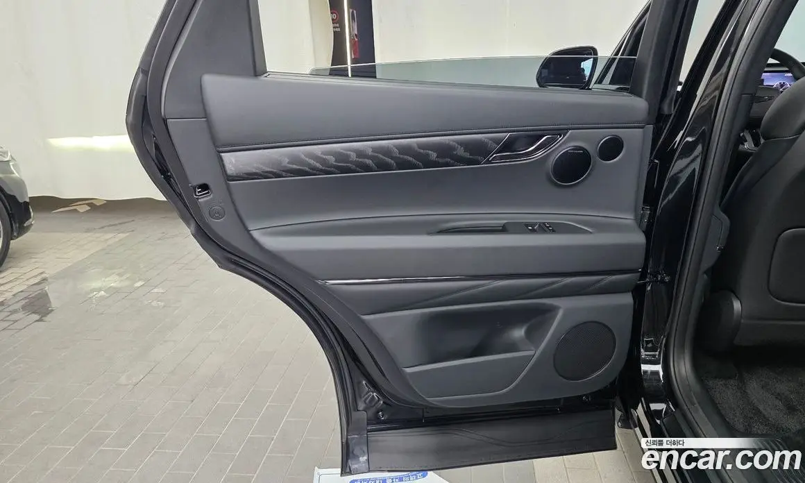 Genesis GV80 2025 2.5 автомат (гидро), фото 15 Genesis GV80 2025 2.5 автомат (гидро), фото 15