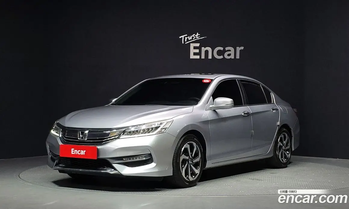 Honda Accord 2015 2.4 автомат (гидро), фото 1 Honda Accord 2015 2.4 автомат (гидро), фото 1