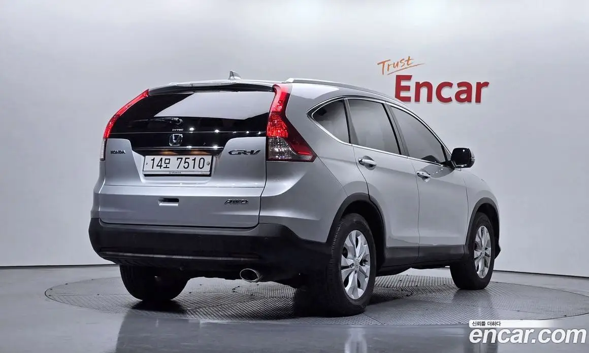 Honda CR-V 2014 2.4 автомат (гидро), фото 2 Honda CR-V 2014 2.4 автомат (гидро), фото 2