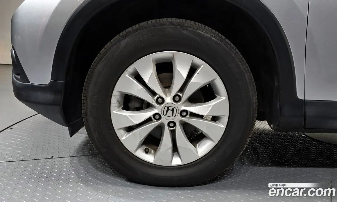 Honda CR-V 2014 2.4 автомат (гидро), фото 5 Honda CR-V 2014 2.4 автомат (гидро), фото 5