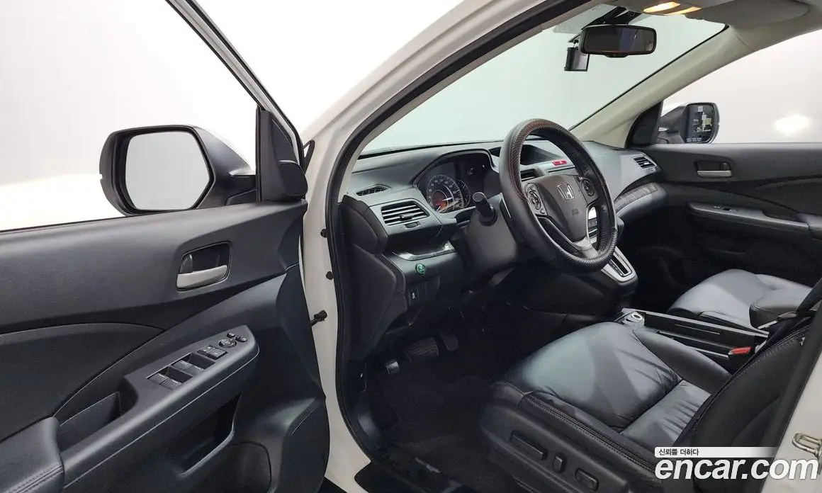 Honda CR-V 2014 2.4 автомат (гидро), фото 10 Honda CR-V 2014 2.4 автомат (гидро), фото 10