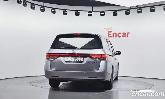 Honda Odyssey 2016 3.5 автомат (гидро), миниатюра 4 Honda Odyssey 2016 3.5 автомат (гидро), миниатюра 4