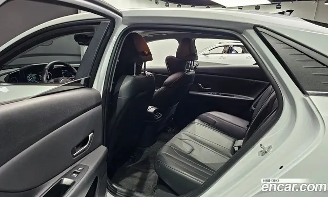 Hyundai Avante 2021 1.6 автомат (гидро), миниатюра 11