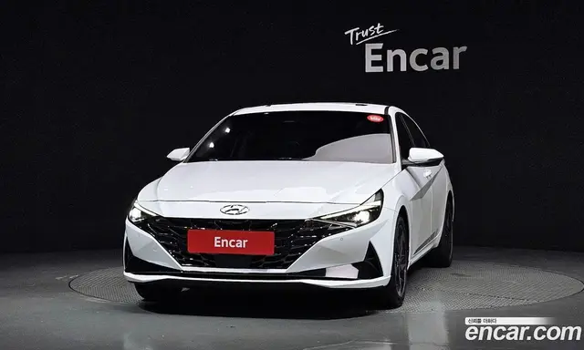 Hyundai Avante 2021 1.6 автомат (гидро), миниатюра 3