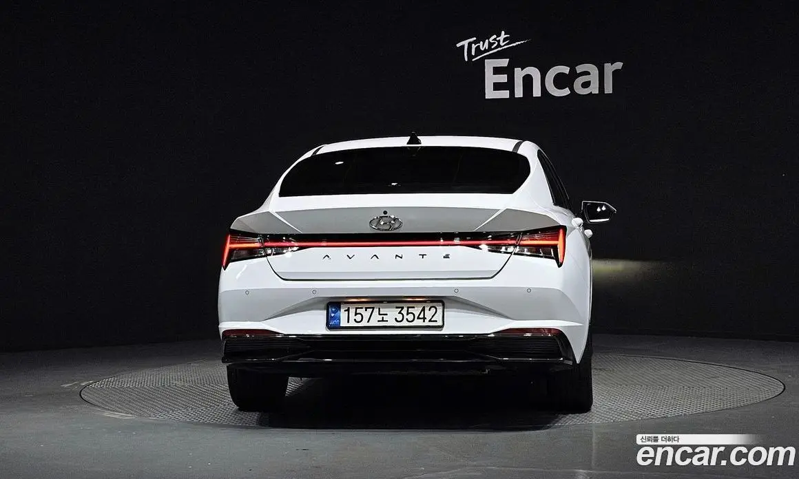 Hyundai Avante 2021 1.6 автомат (гидро), фото 4