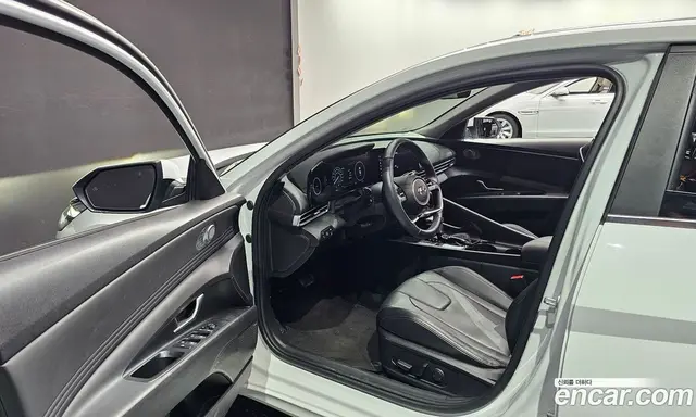 Hyundai Avante 2021 1.6 автомат (гидро), миниатюра 10